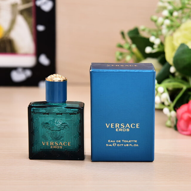 Cập nhật thông tin về sản phẩm Versace Eros